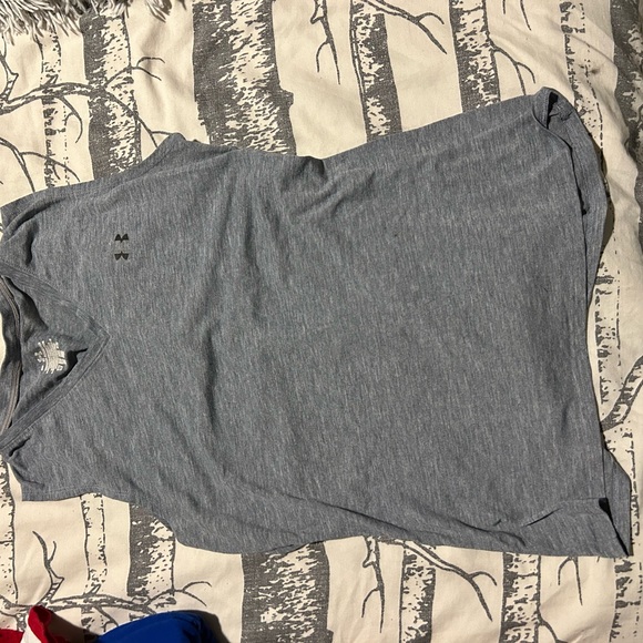 Shirts - Picture 6 of 12